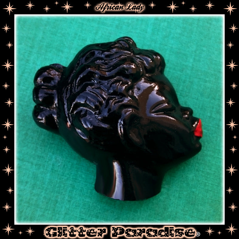 Broche: African Lady