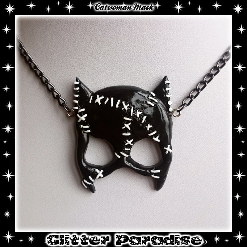 Collier : Catwoman Mask